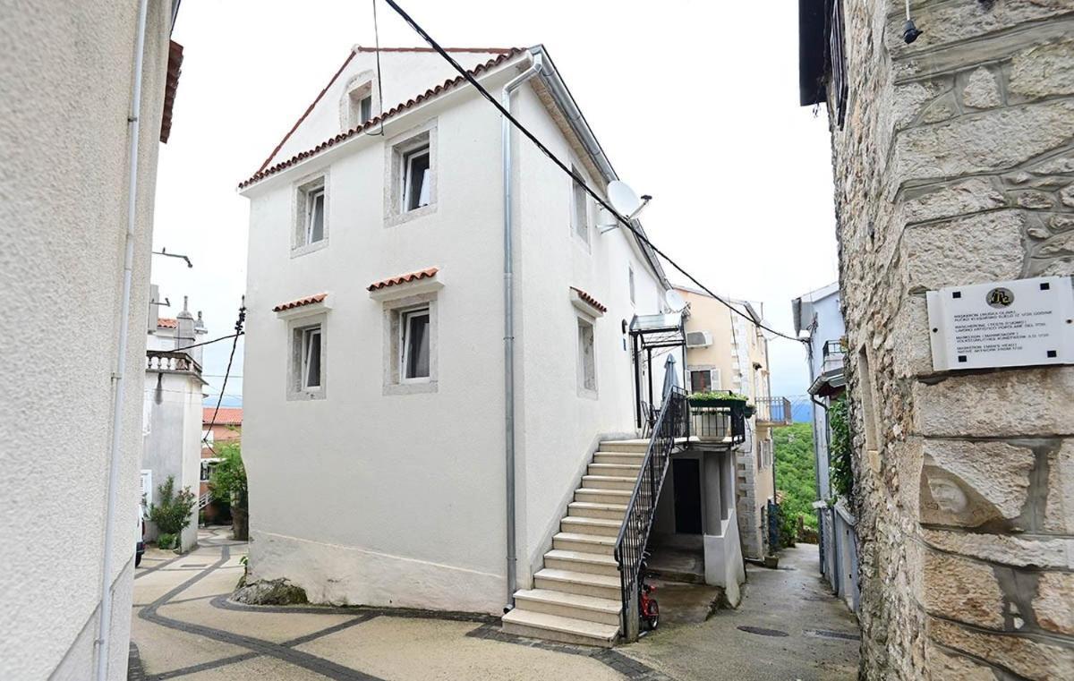 Apartment D & Studio L Dobrinj Εξωτερικό φωτογραφία
