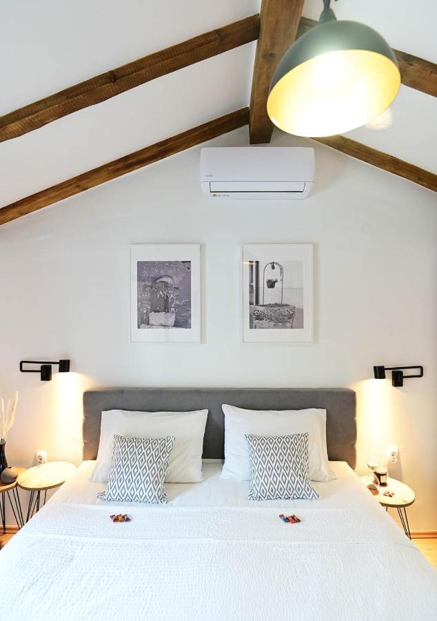 Apartment D & Studio L Dobrinj Εξωτερικό φωτογραφία