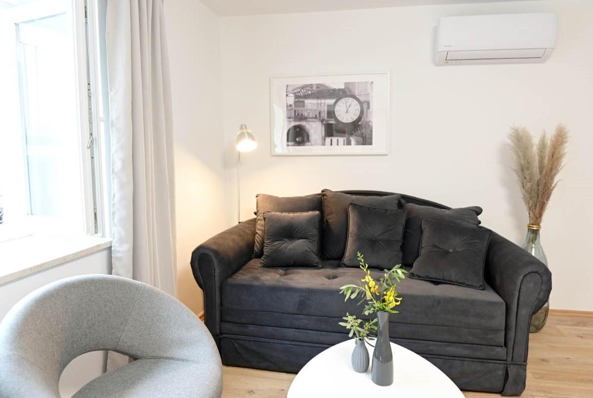 Apartment D & Studio L Dobrinj Εξωτερικό φωτογραφία