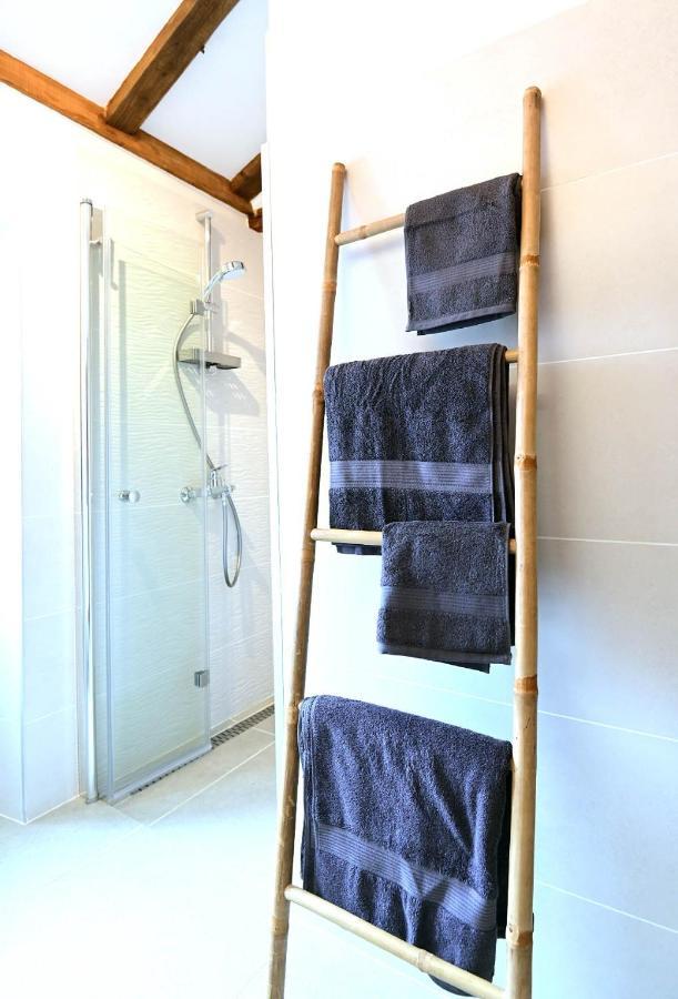 Apartment D & Studio L Dobrinj Εξωτερικό φωτογραφία